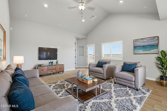 1804 Kelsey Davis Avenue, El Paso, TX 79928
