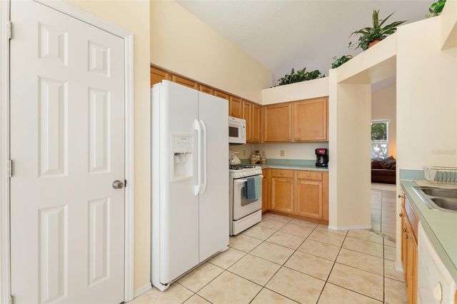 653 JAYBEE AVENUE, Davenport, FL 33897
