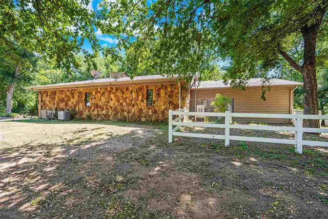 5 NE 15th St, Lawton, OK 73507
