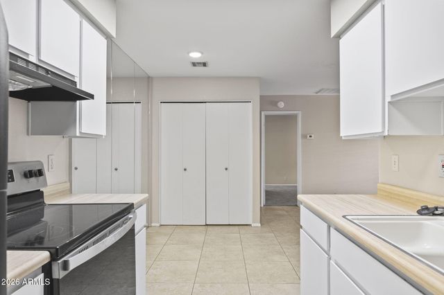312 W YUKON Drive 2, Phoenix, AZ 85027