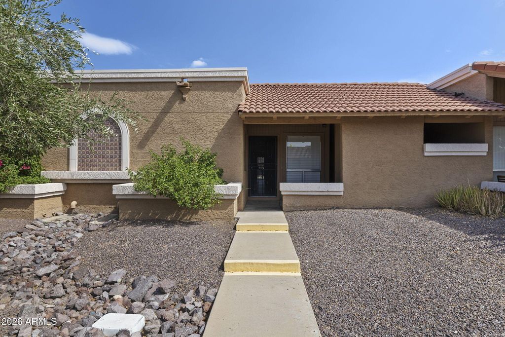312 W YUKON Drive 2, Phoenix, AZ 85027