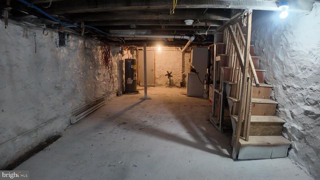 2749 W FAIRMOUNT AVE, Baltimore, MD 21223