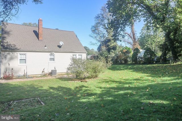 28 RIDGLEY ST, Mount Holly, NJ 08060