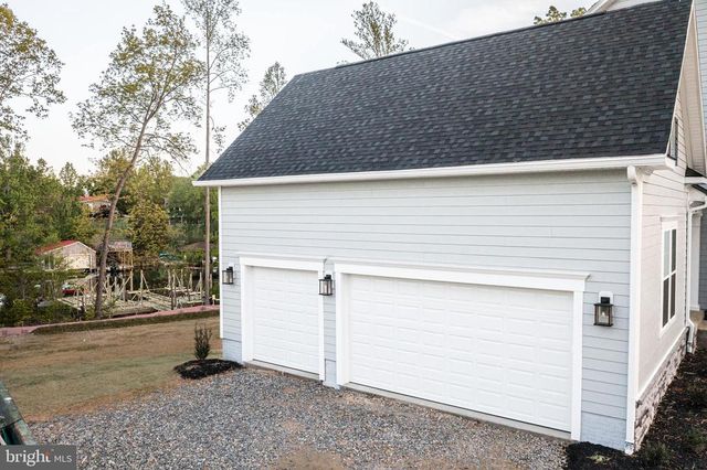 300 COMPASS COVE, Mineral, VA 23117