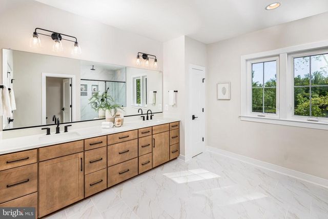 300 COMPASS COVE, Mineral, VA 23117