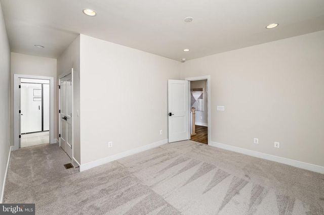 300 COMPASS COVE, Mineral, VA 23117