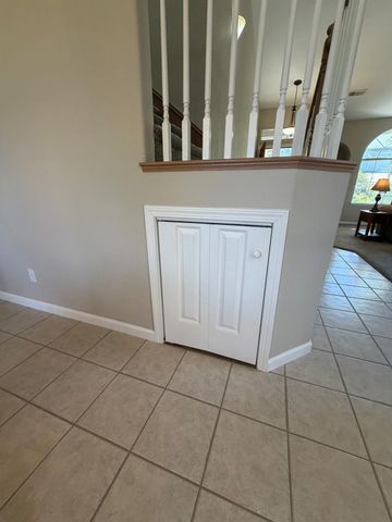 1484 Radcliffe Way, Auburn, CA 95603