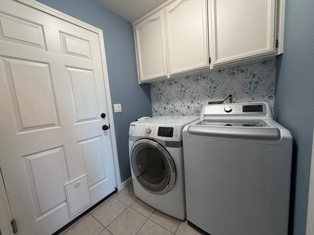 1484 Radcliffe Way, Auburn, CA 95603