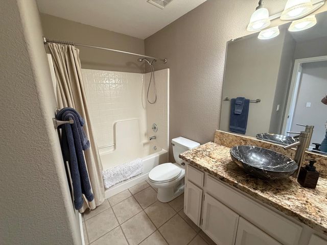 1484 Radcliffe Way, Auburn, CA 95603