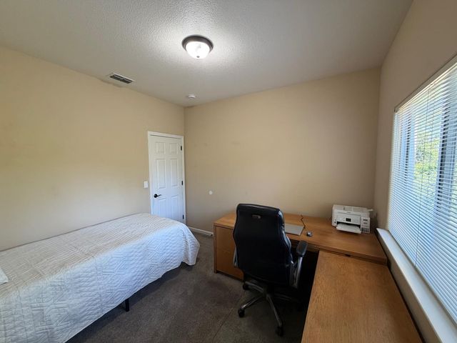 1484 Radcliffe Way, Auburn, CA 95603