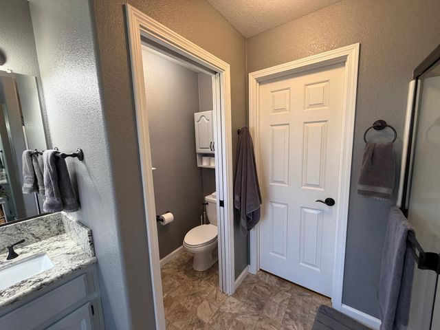1484 Radcliffe Way, Auburn, CA 95603