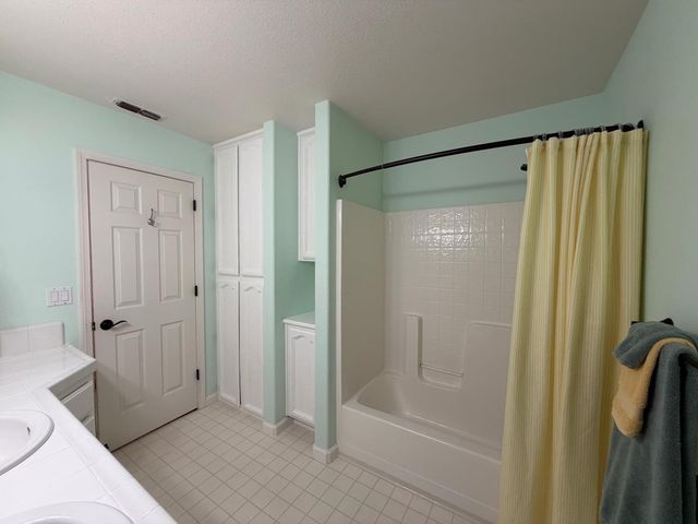 1484 Radcliffe Way, Auburn, CA 95603