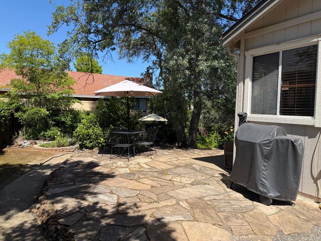 1484 Radcliffe Way, Auburn, CA 95603