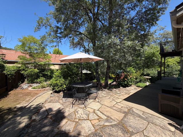 1484 Radcliffe Way, Auburn, CA 95603