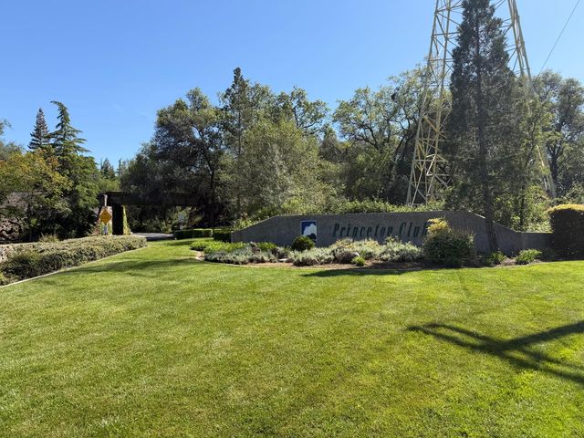 1484 Radcliffe Way, Auburn, CA 95603