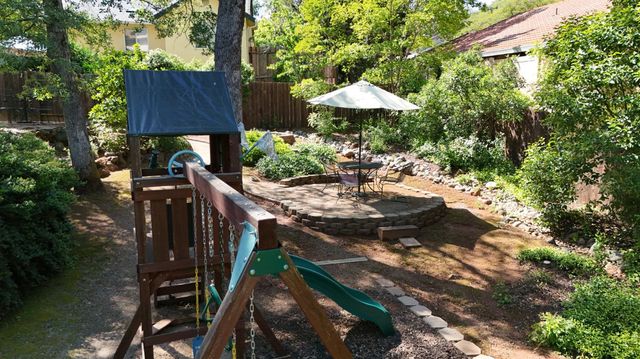 1484 Radcliffe Way, Auburn, CA 95603