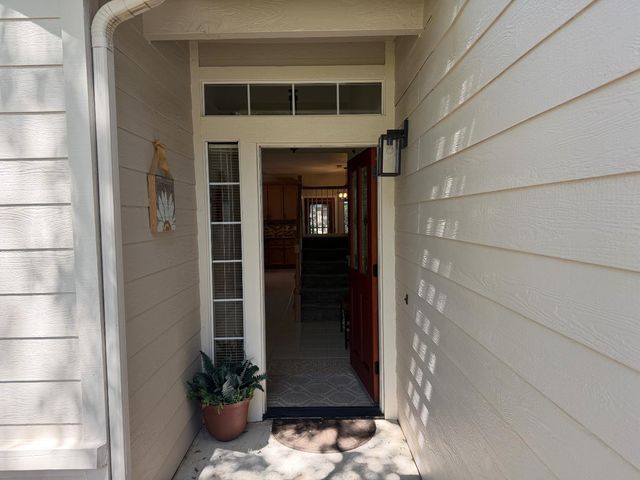 1484 Radcliffe Way, Auburn, CA 95603