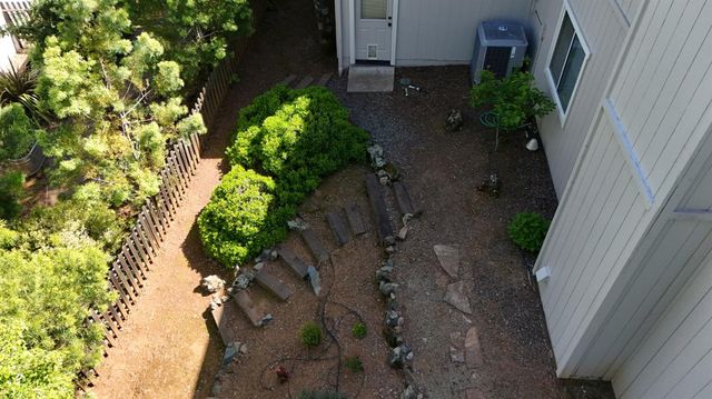 1484 Radcliffe Way, Auburn, CA 95603