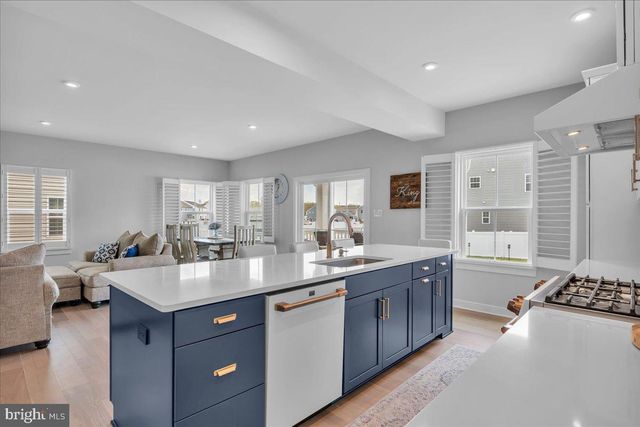 104 PRESLEY WAY, Williamstown, NJ 08094