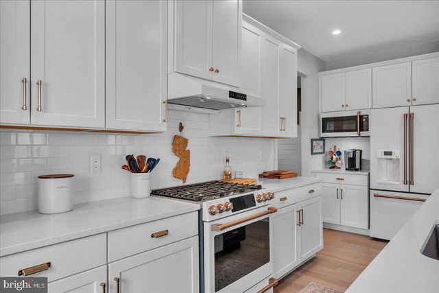 104 PRESLEY WAY, Williamstown, NJ 08094