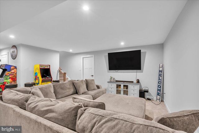 104 PRESLEY WAY, Williamstown, NJ 08094