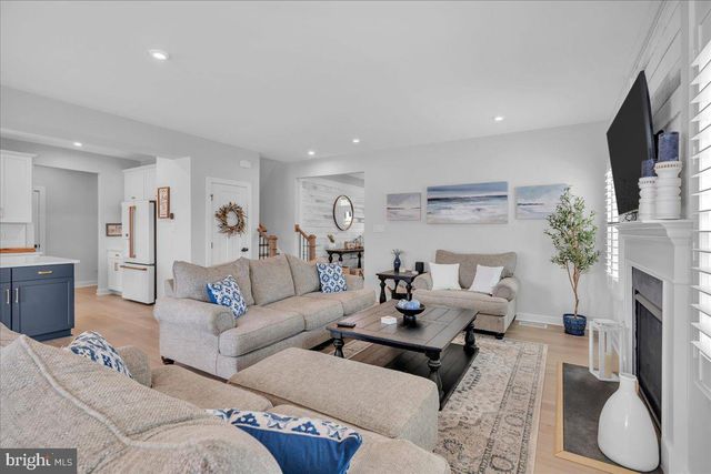 104 PRESLEY WAY, Williamstown, NJ 08094