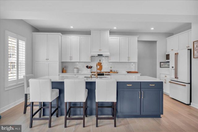 104 PRESLEY WAY, Williamstown, NJ 08094