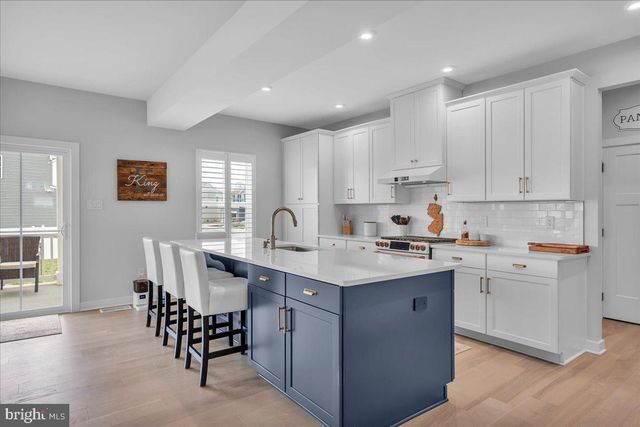 104 PRESLEY WAY, Williamstown, NJ 08094