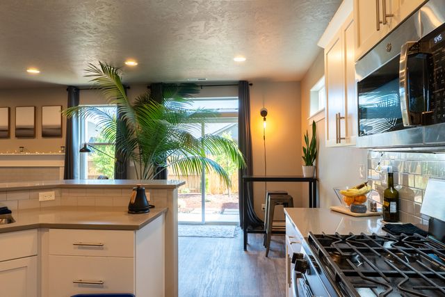 3646 SW Obsidian Place, Redmond, OR 97756