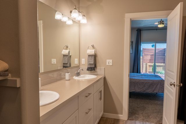 3646 SW Obsidian Place, Redmond, OR 97756