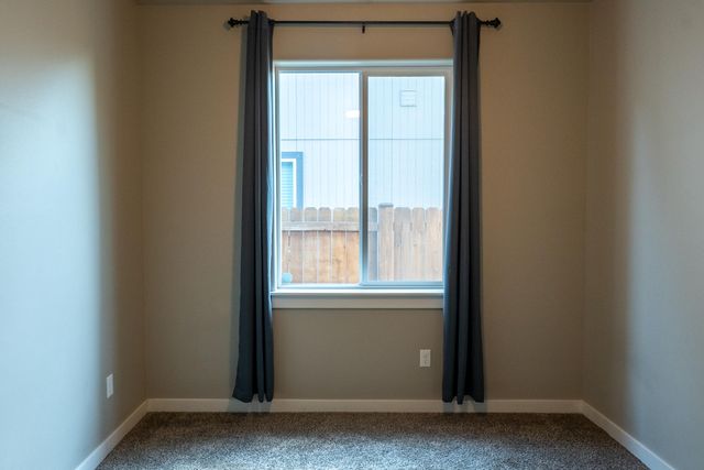 3646 SW Obsidian Place, Redmond, OR 97756