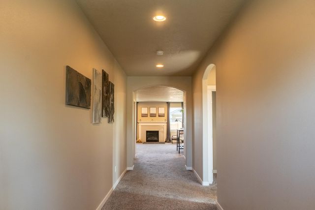 3646 SW Obsidian Place, Redmond, OR 97756