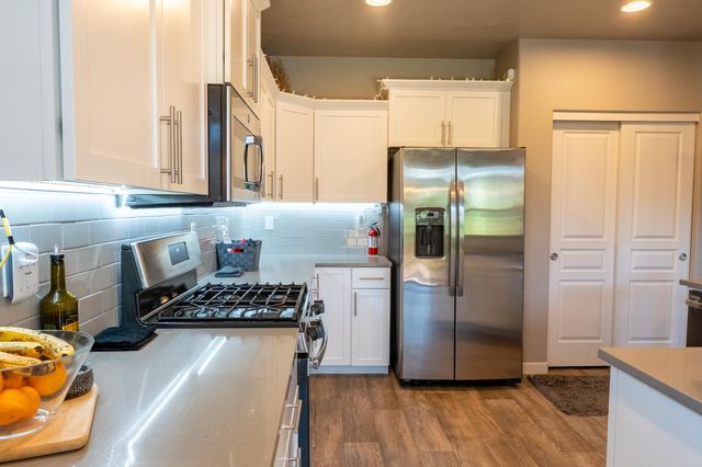 3646 SW Obsidian Place, Redmond, OR 97756