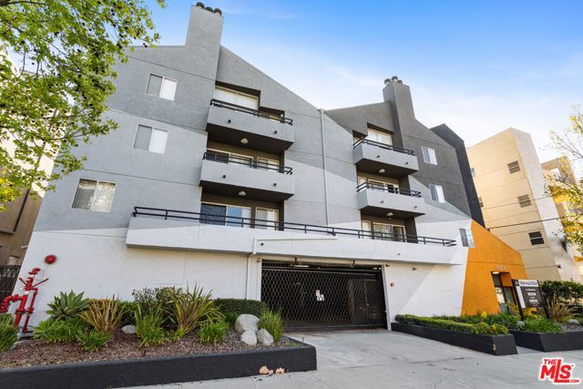 1626 Malcolm Avenue 102, Los Angeles, CA 90024