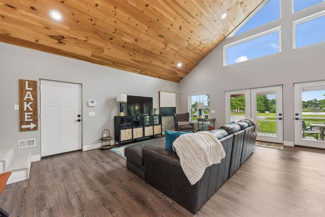 559 Waynoka Drive, Franklin Twp, OH 45171