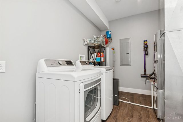 559 Waynoka Drive, Franklin Twp, OH 45171