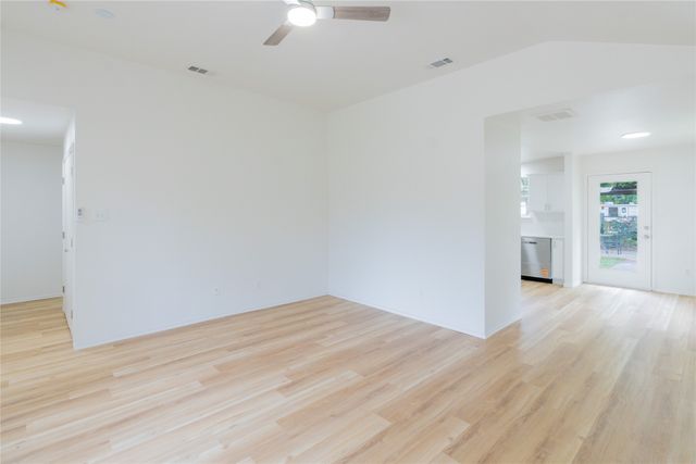 10309 Casnett Drive, Dallas, TX 75217