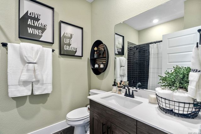 3723 Moru Oak Drive, Seguin, TX 78155