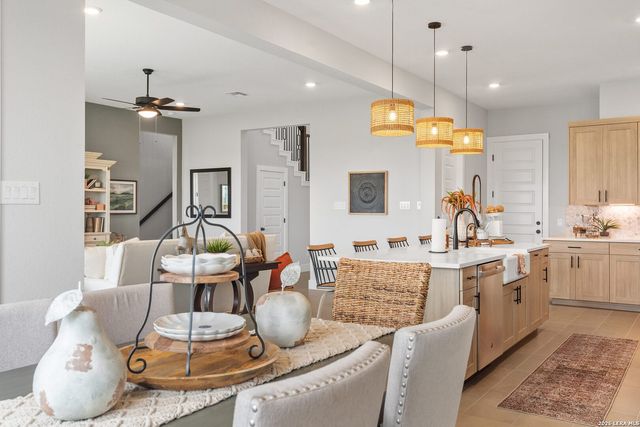 3723 Moru Oak Drive, Seguin, TX 78155