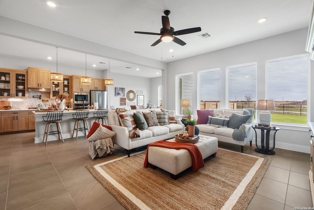 3723 Moru Oak Drive, Seguin, TX 78155