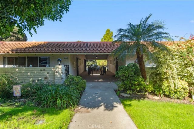2112 Via Puerta N, Laguna Woods, CA 92637