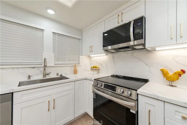 2112 Via Puerta N, Laguna Woods, CA 92637