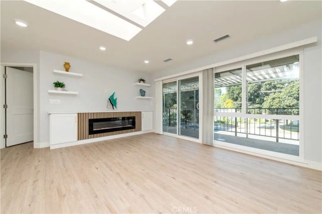 2112 Via Puerta N, Laguna Woods, CA 92637