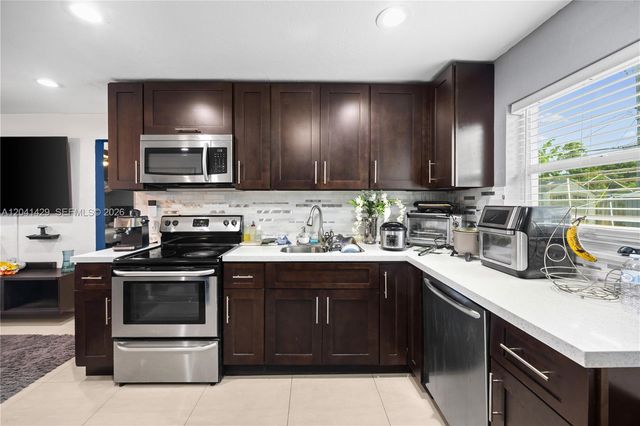 1610 S 22nd Ave, Hollywood, FL 33020