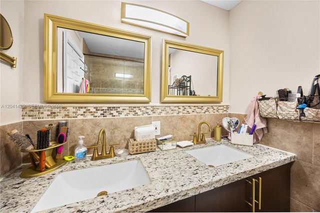 1610 S 22nd Ave, Hollywood, FL 33020