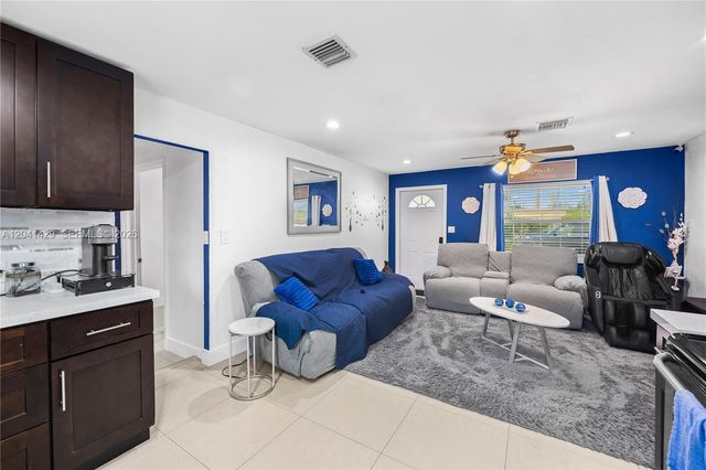 1610 S 22nd Ave, Hollywood, FL 33020
