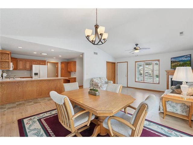 2208 Cattail Way, Hudson, WI 54016