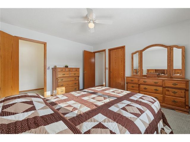 2208 Cattail Way, Hudson, WI 54016