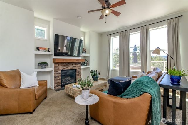 16902 110 Street Ct E, Bonney Lake, WA 98391