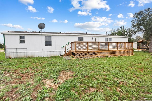 154 Oak Lawn, Bandera, TX 78003